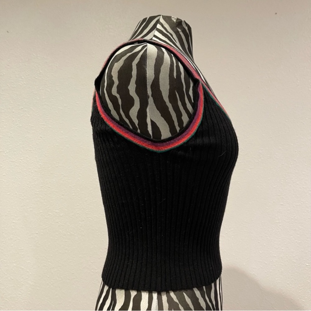 Black Stretchy Forever 21 Cropped Tank Striped Scoop Neck M - Picture 7 of 7
